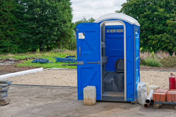 Best Restroom Trailer for Weddings  in Eupora, MS
